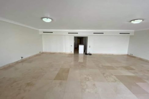 A wonderful apartment for rent, unfurnished, in Zamalek